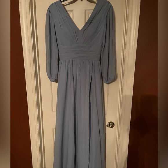 Long wedding bridesmaid dress size 8. - Picture 1 of 5